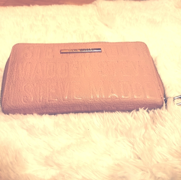 Steve madden pastel pink wallet - Picture 2 of 12
